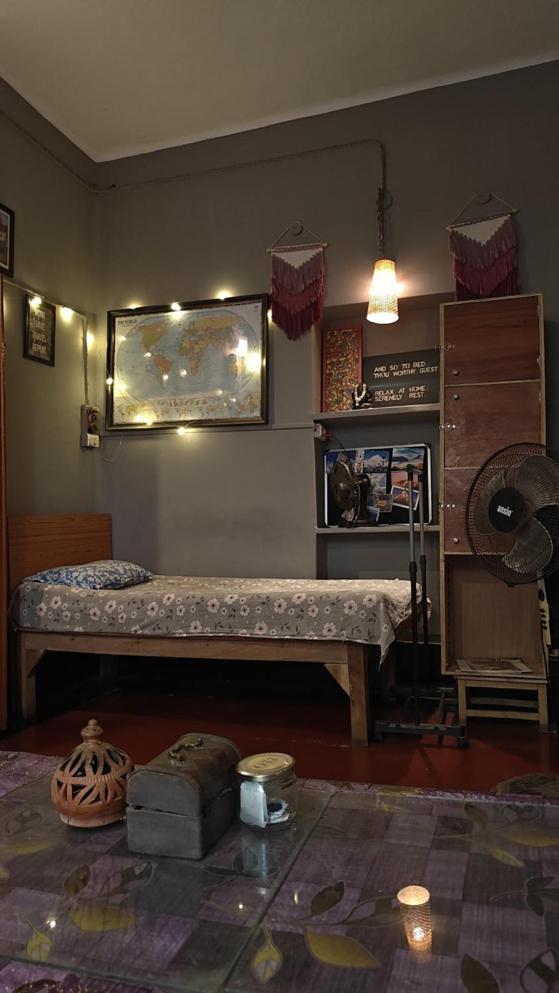 Calcutta Backpackers Homestay- For Travellers And Backpackers Exterior photo